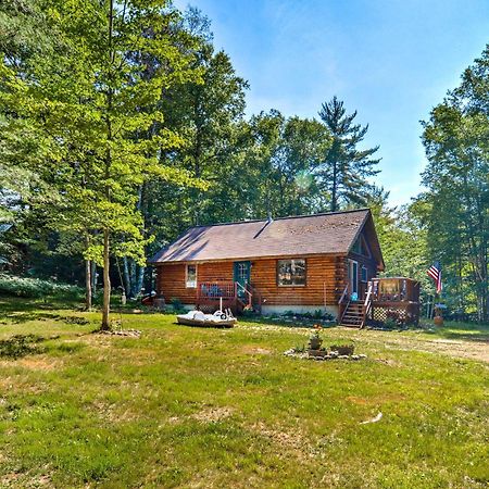 Willa Cozy Manistique Cabin With Deck, Grill And Fire Pit! Zewnętrze zdjęcie