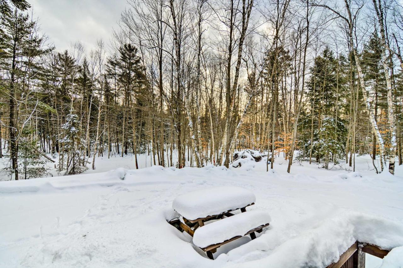 Willa Cozy Manistique Cabin With Deck, Grill And Fire Pit! Zewnętrze zdjęcie